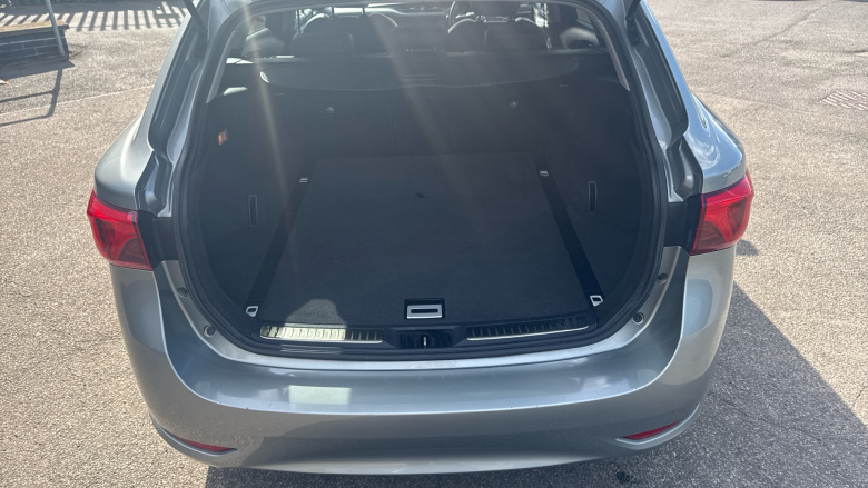 Toyota Avensis 1.8 Business Edition Plus 5dr Petrol Estate